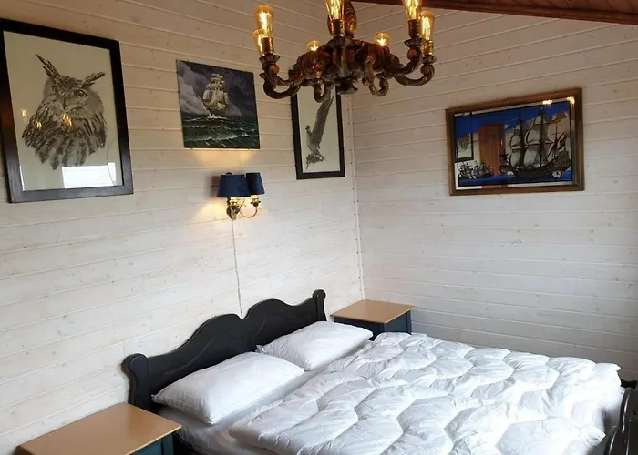 6 Person In Skudeneshavn-by Traum *