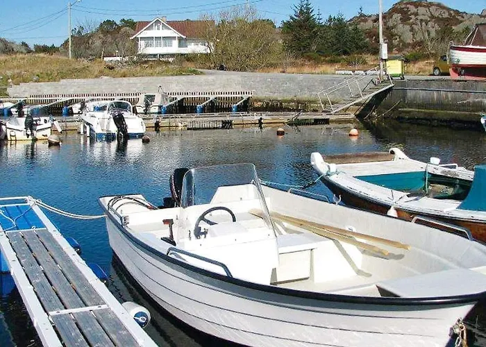 6 Person In Skudeneshavn-by Traum * Skudeneshavn